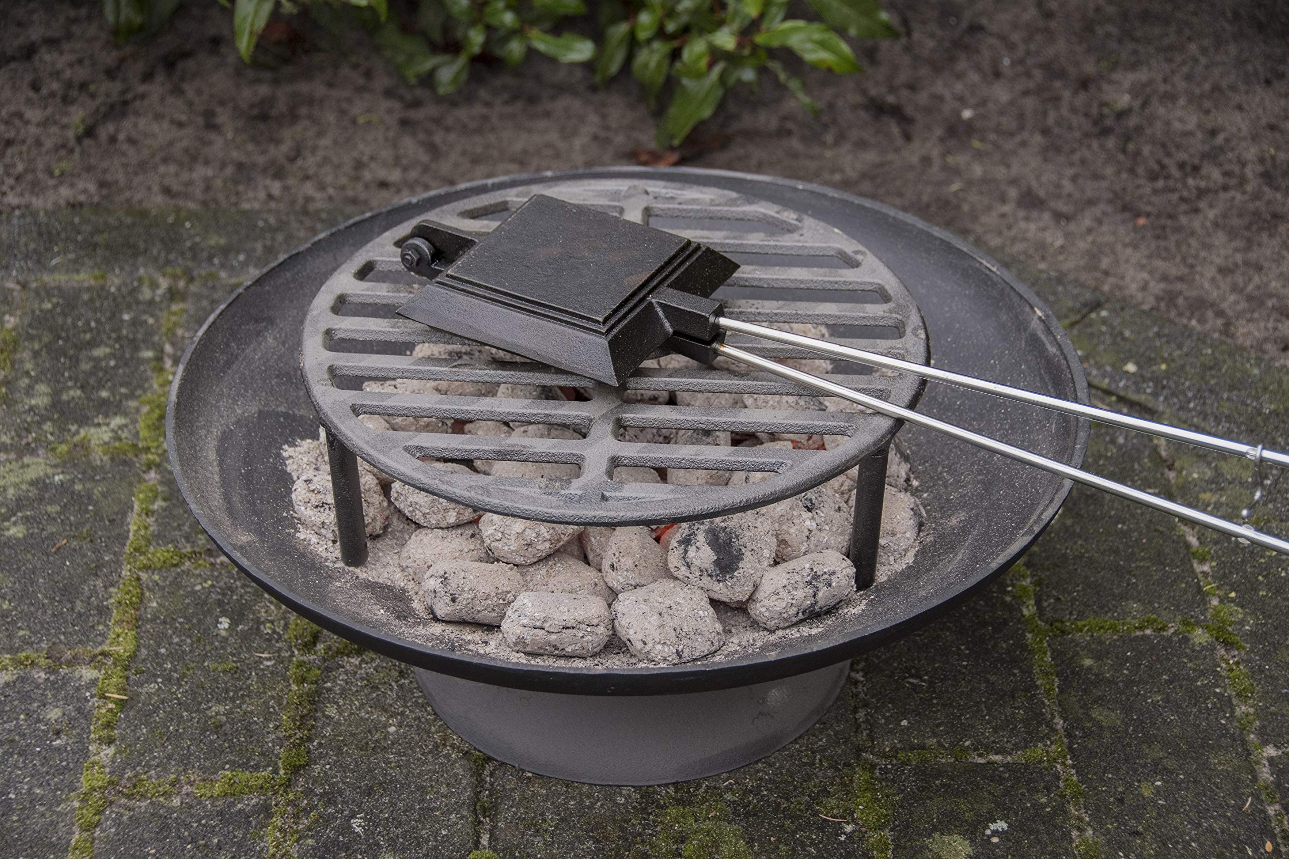 lemodo-esschert-design-toasteisen-gusseisen-77-5-cm-mit-birkenholz-griff image 3