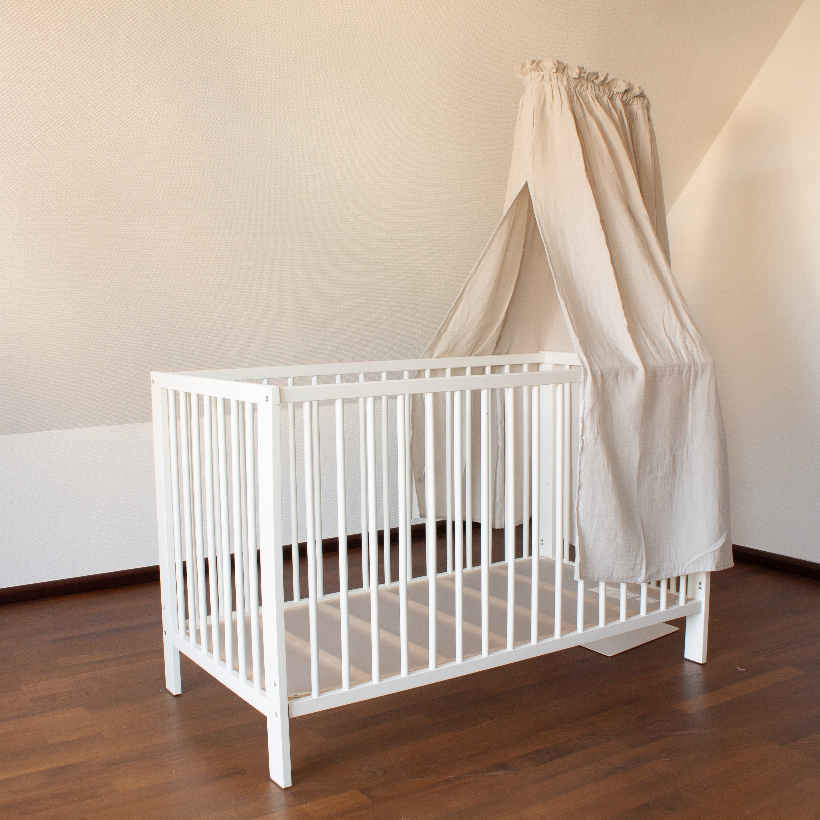 babykajo-betthimmel-musselin-130-cm-creme-hellgrau-3-varianten image 7