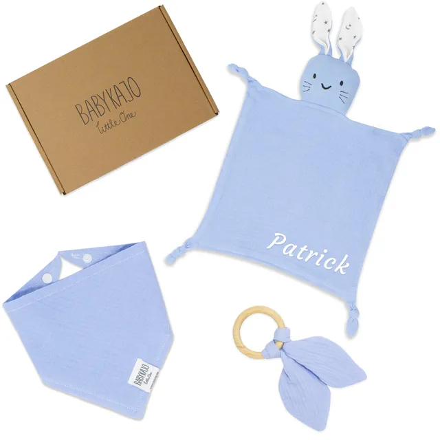 babykajo-3er-baby-geschenkset-mit-namen-bestickt image 1