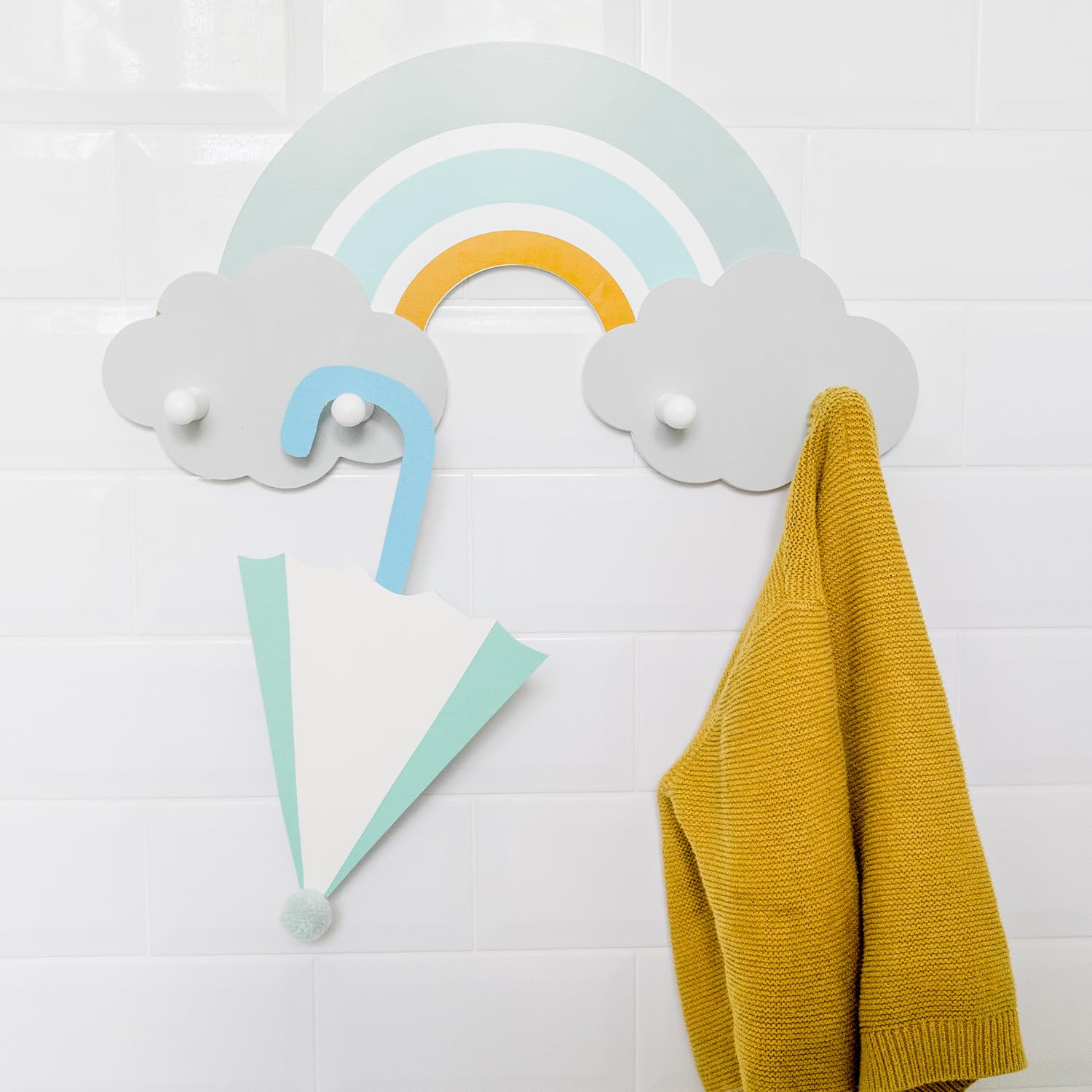 kindsgut-kindergarderobe-holz-regenbogen-finn-mit-4-haken image 2