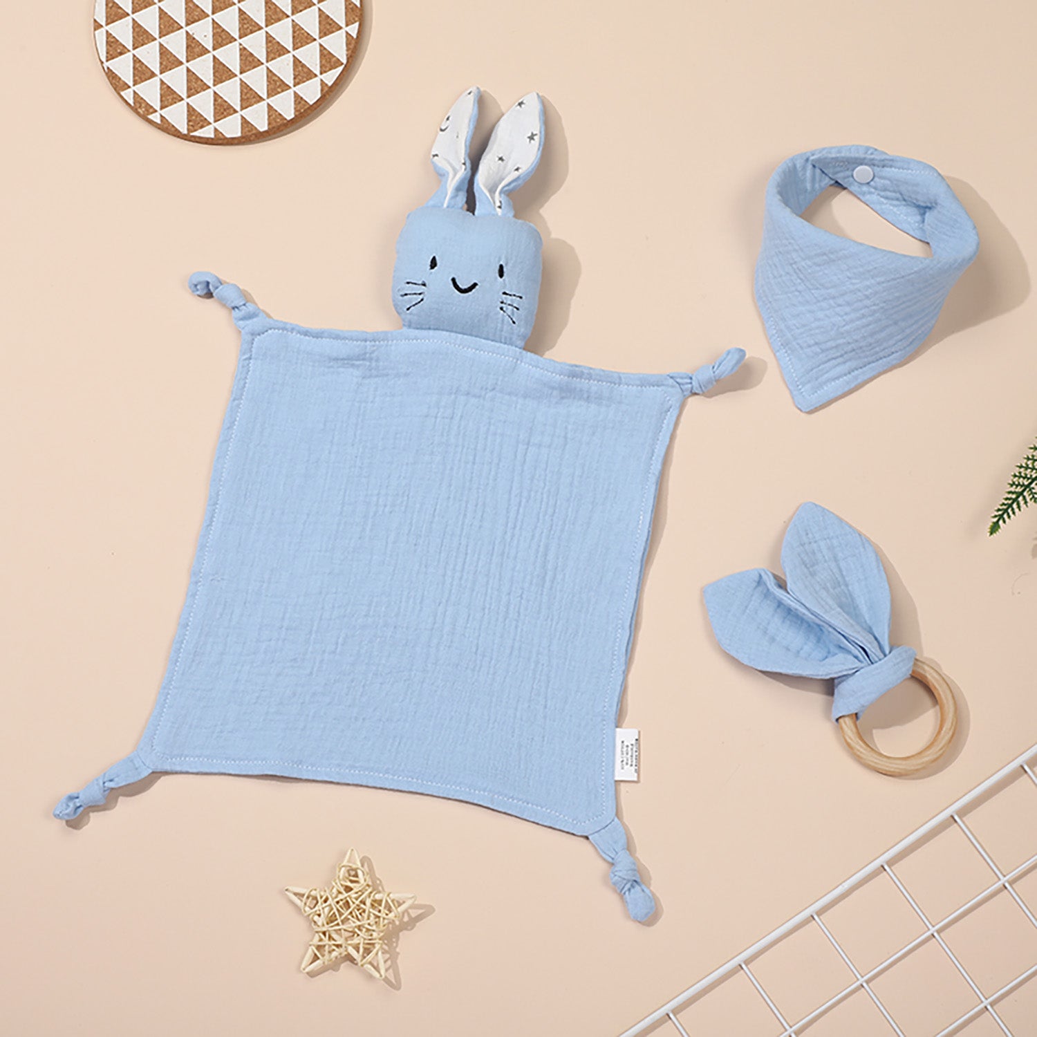 babykajo-3er-baby-geschenkset-mit-namen-bestickt image 7