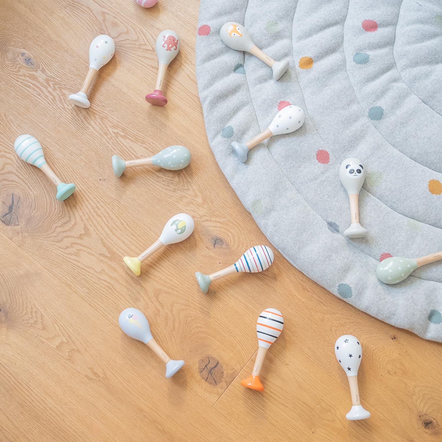 kindsgut-holzrasseln-baby-ab-6-monaten-2er-set-sterne-streifen image 4